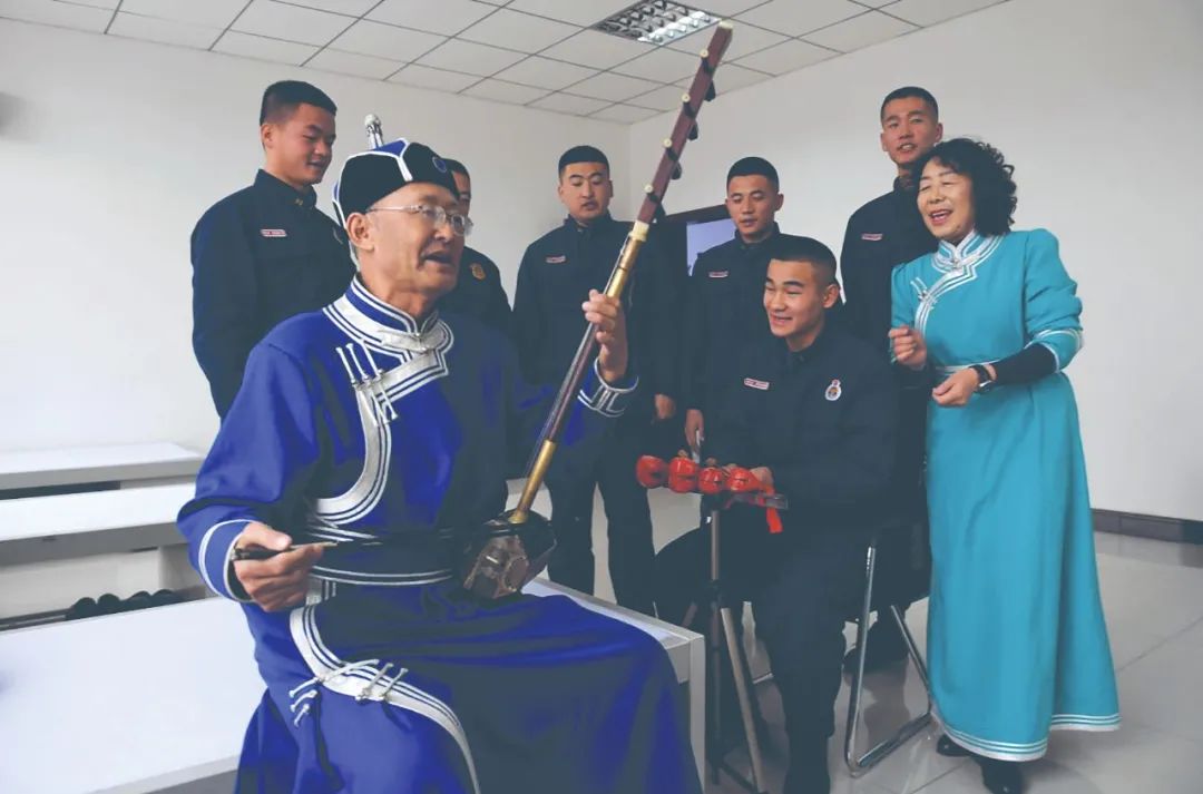 1646986947514051249.jpg 1646986947514051249.jpg