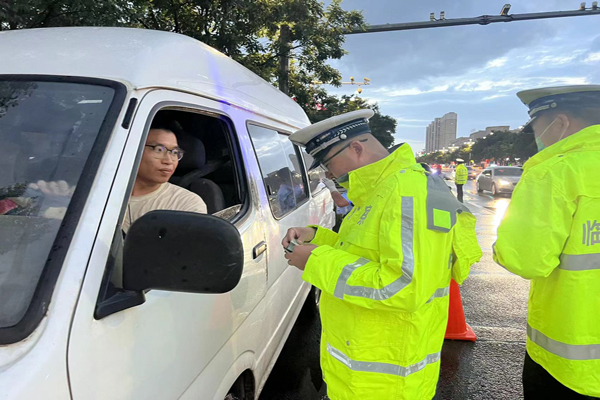 1690857283346050083.jpg 02.jpg