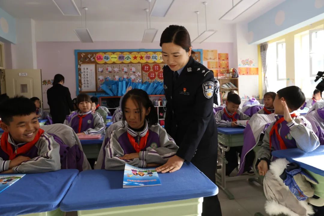 1701767330925048662.jpg 1701767330925048662.jpg