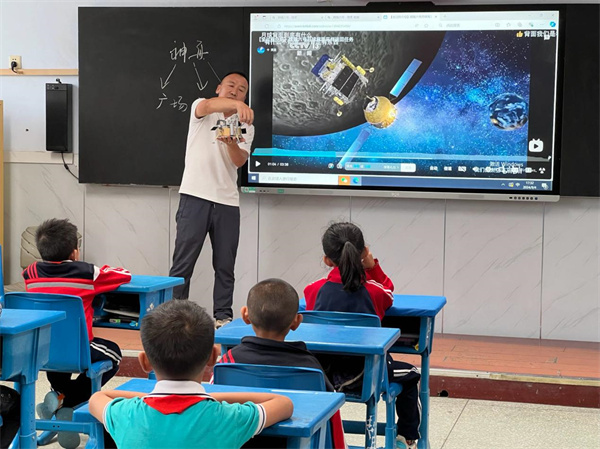 【石榴花开·籽籽同心】神舟希望小学：给孩子心中种下航天的种子