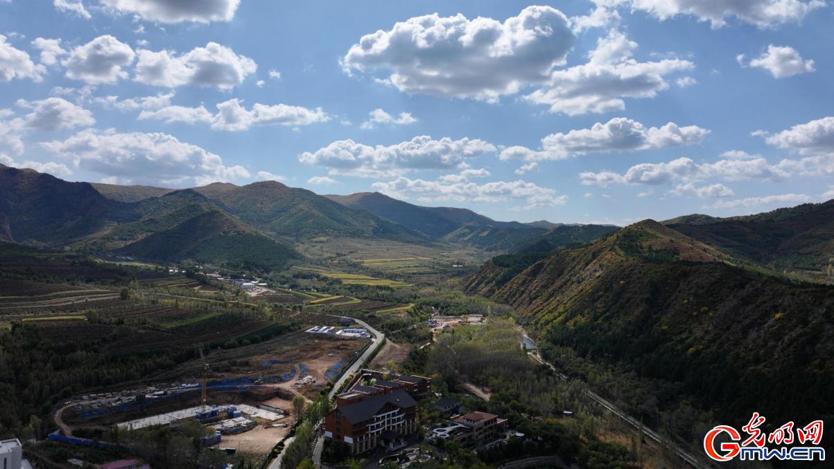 秋日航拍下的马鞍山