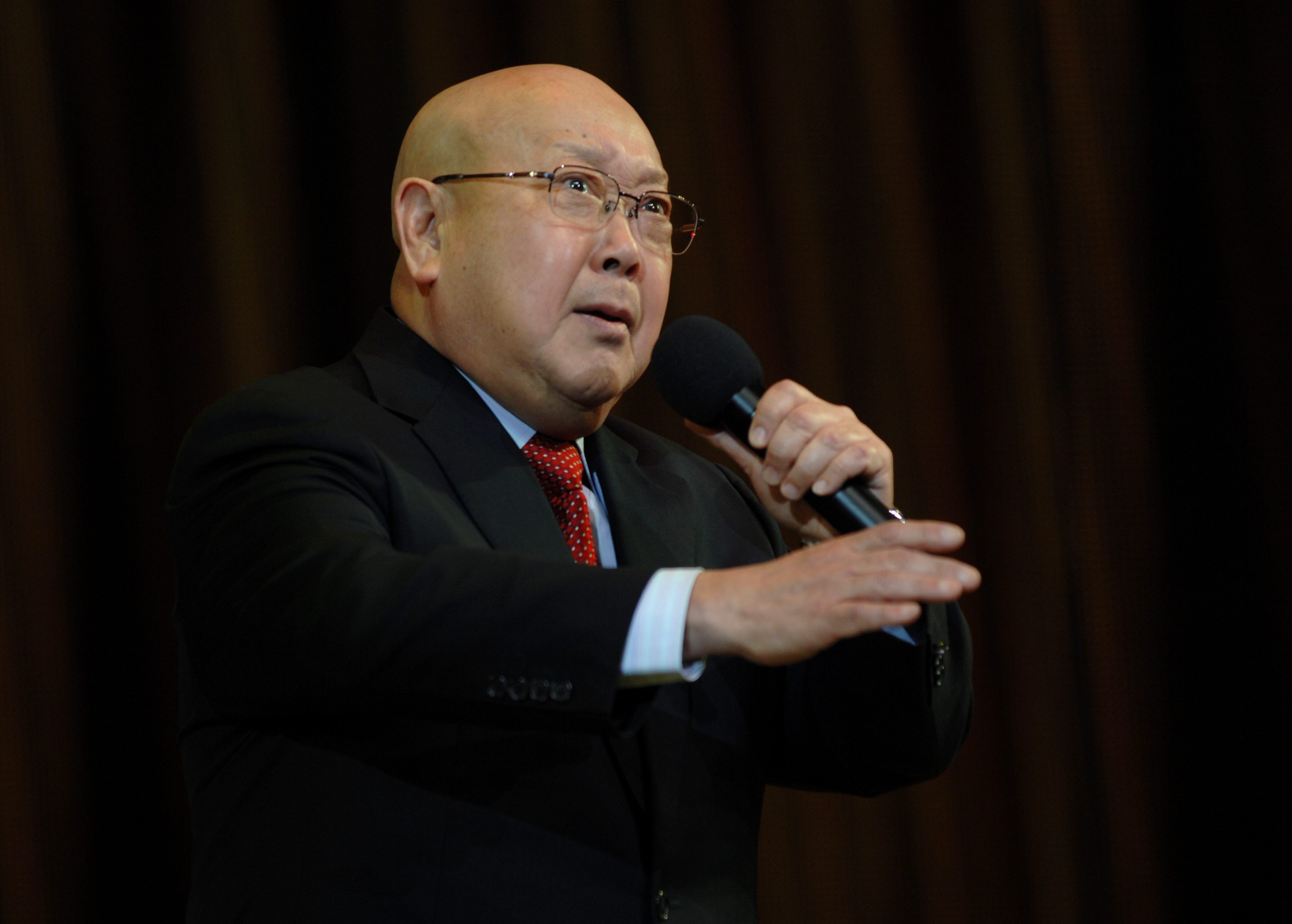 2012年1月19日,尚长荣在京剧贺岁晚会“春满长安”上表演京剧《贞观盛世》选段。新华社记者李一博摄