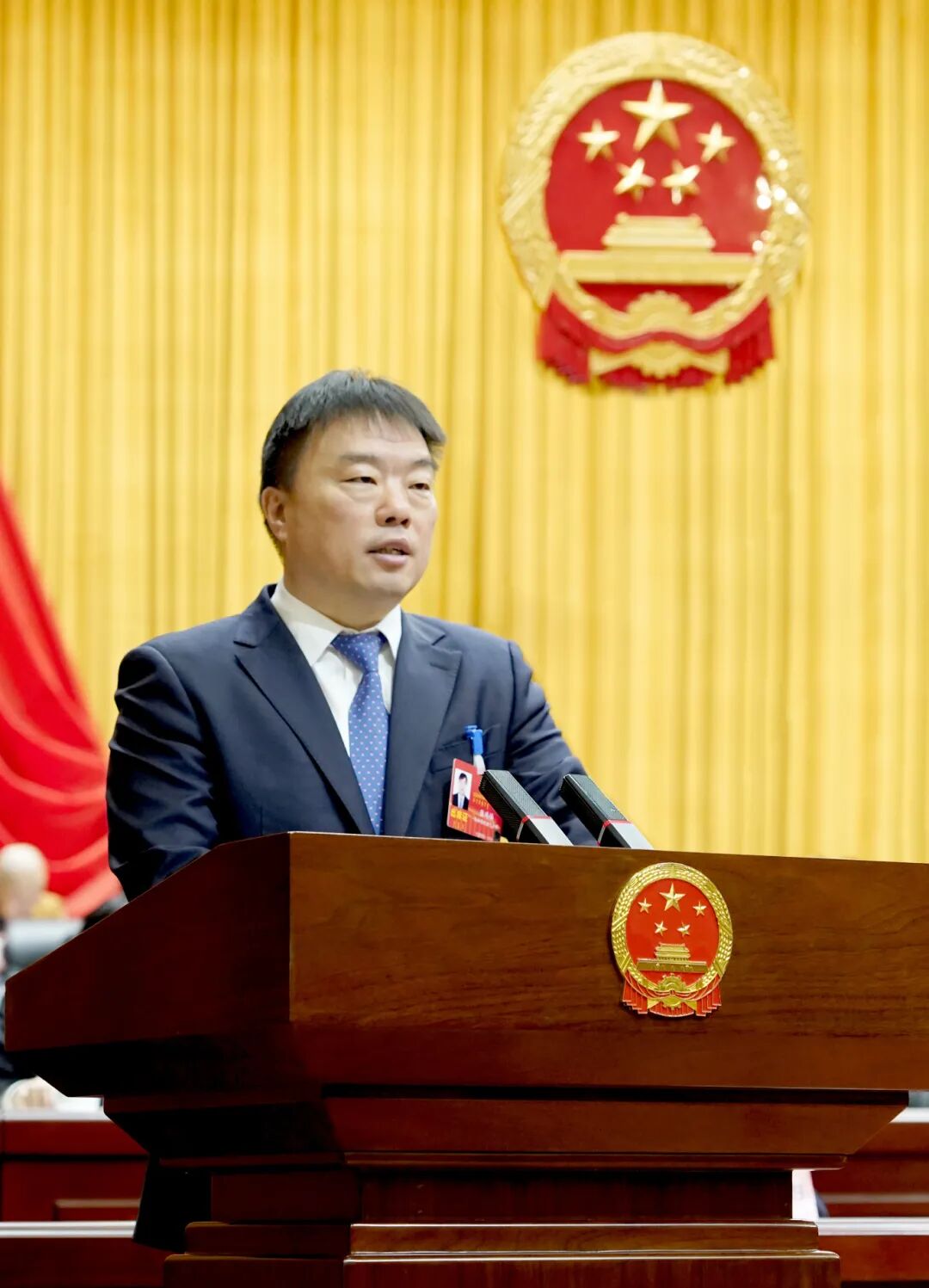 1月22日,市人民政府市长张鸿福向大会作政府工作报告。 f1d4653c5ac539681725452ece4d9e9d.jpg