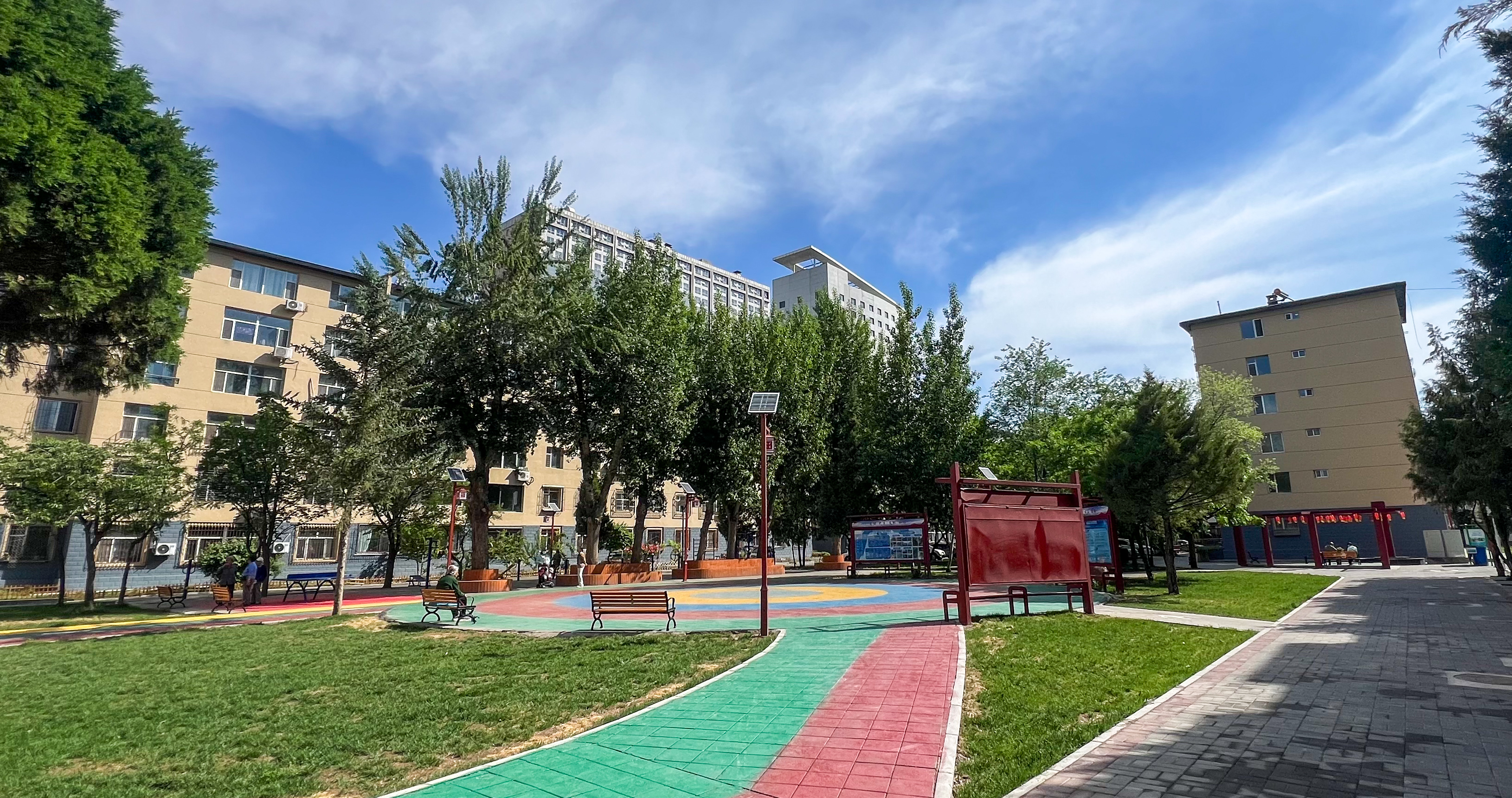 小区是大家共同的家园。