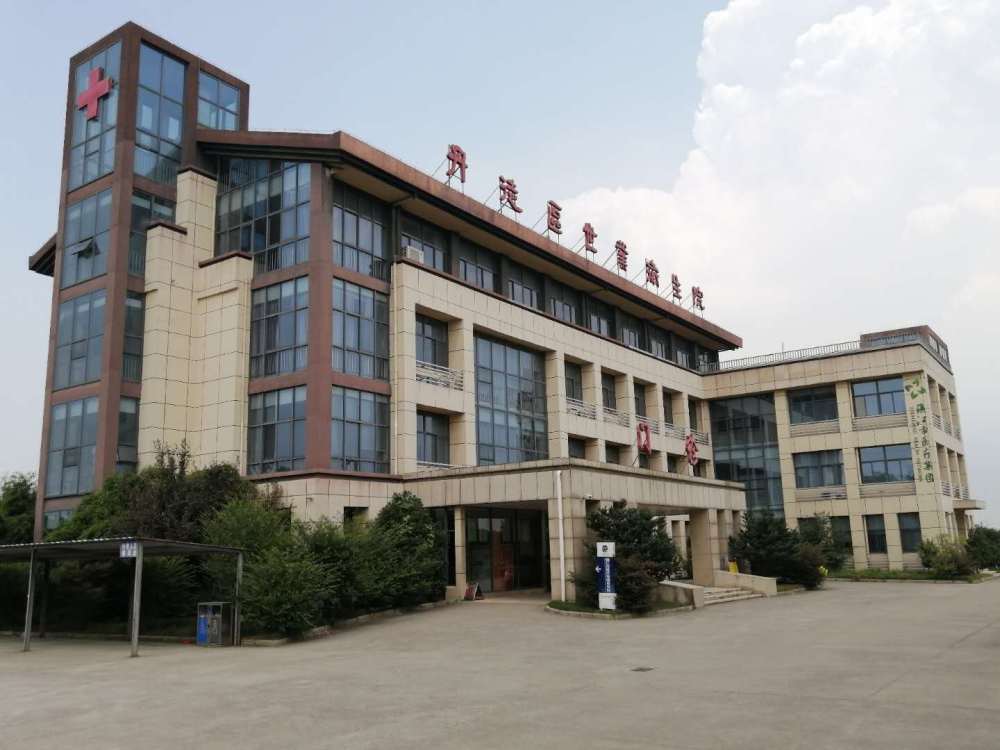 2020年8月20日拍摄的江苏省镇江市世业镇卫生院。新华社发(胡小忠摄)