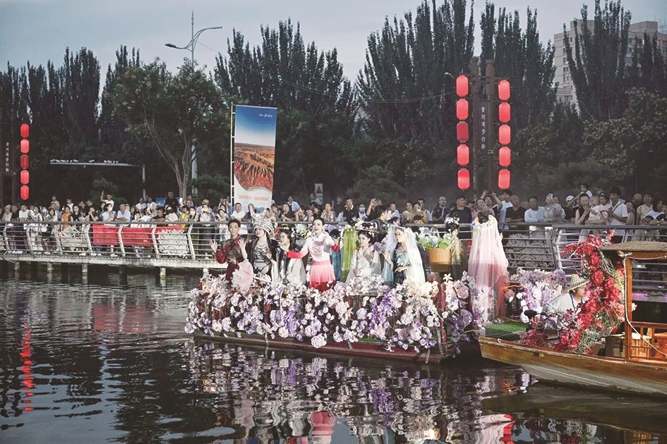 河套文化艺术节花船巡游